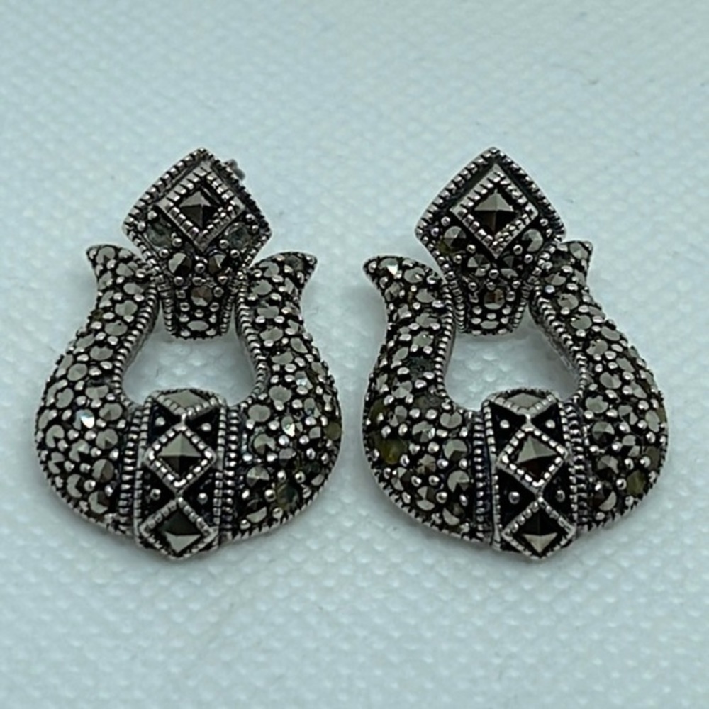 Elegant 925 silver swarovski crystals earrings